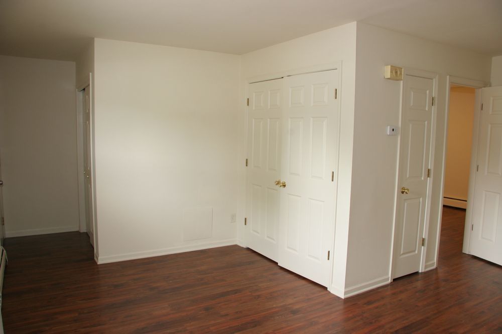 Liberty 1 BR/1BA- Apartment- Water, Gas, Trash Paid property image