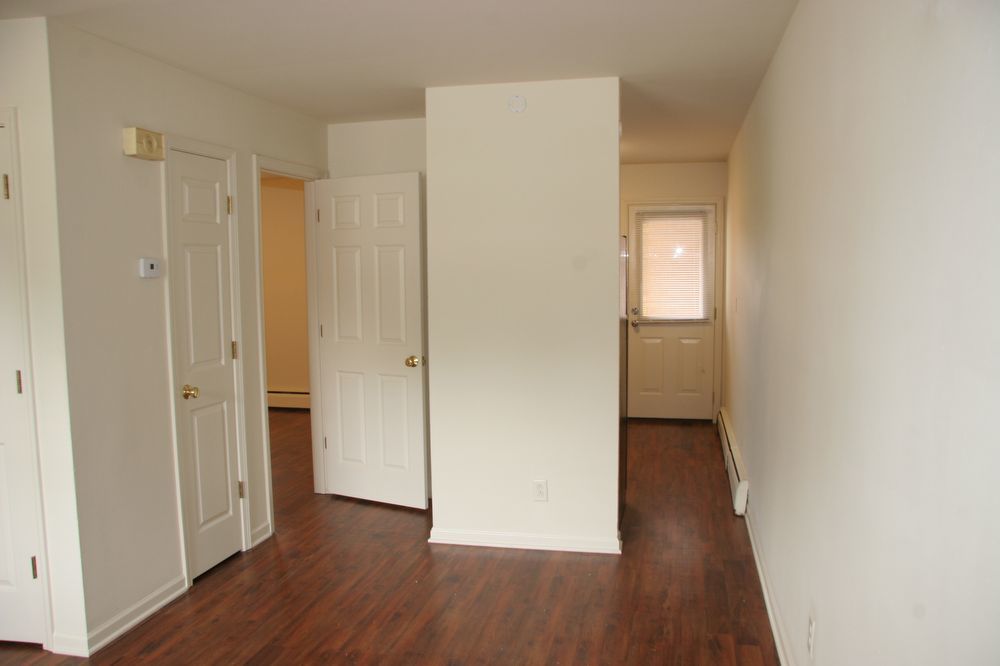 Liberty 1 BR/1BA- Apartment- Water, Gas, Trash Paid property image