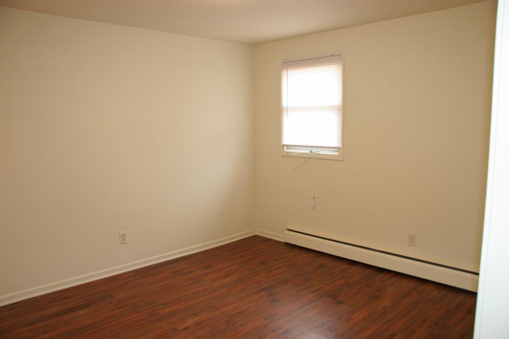 Liberty 1 BR/1BA- Apartment- Water, Gas, Trash Paid property image