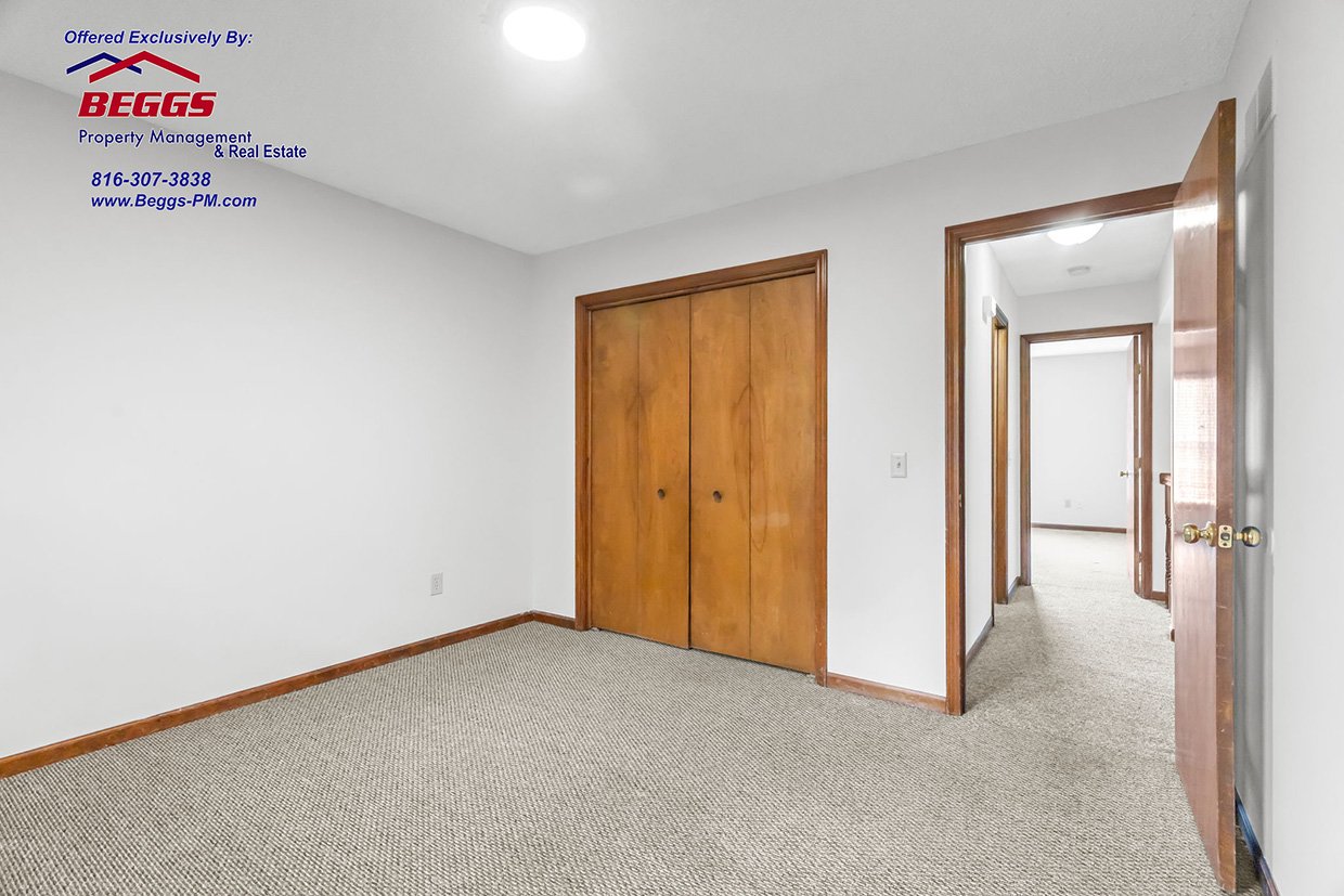1410 Laurel- Kearney- 4BR 2BA  Duplex property image