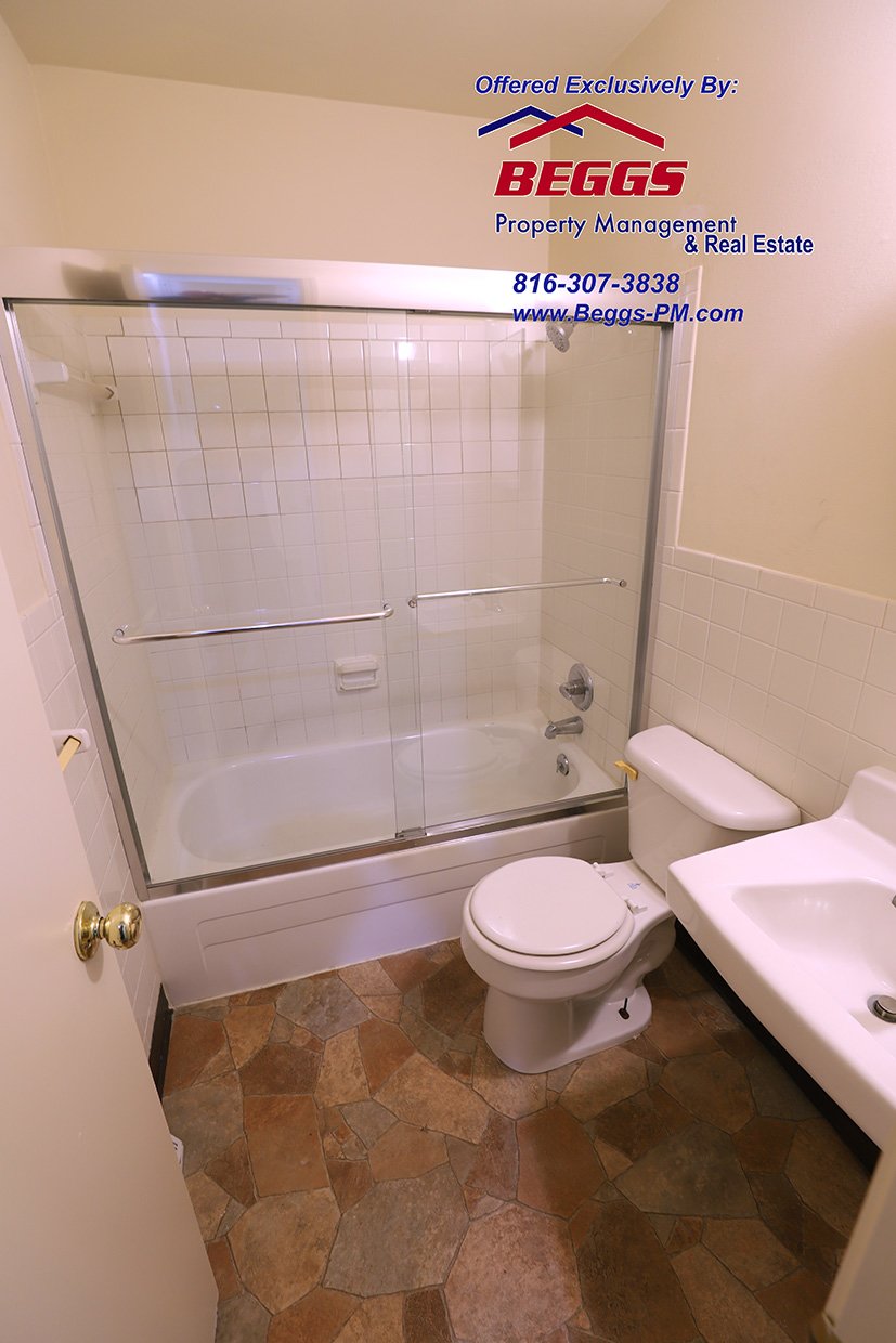 205 Bonaire- Efficient 2BR/1BA Apartment property image