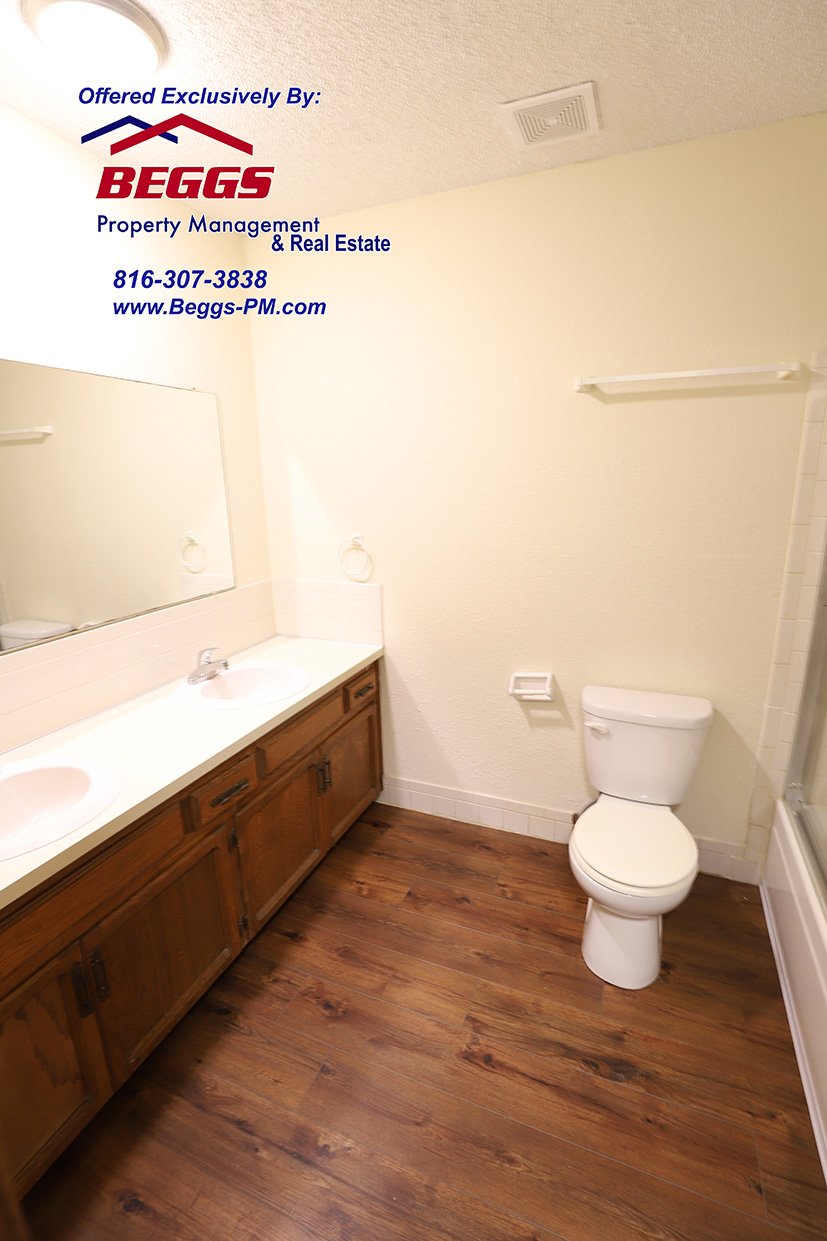 3BR, 1-3/4 BA Raised Ranch, Liberty, MO property image