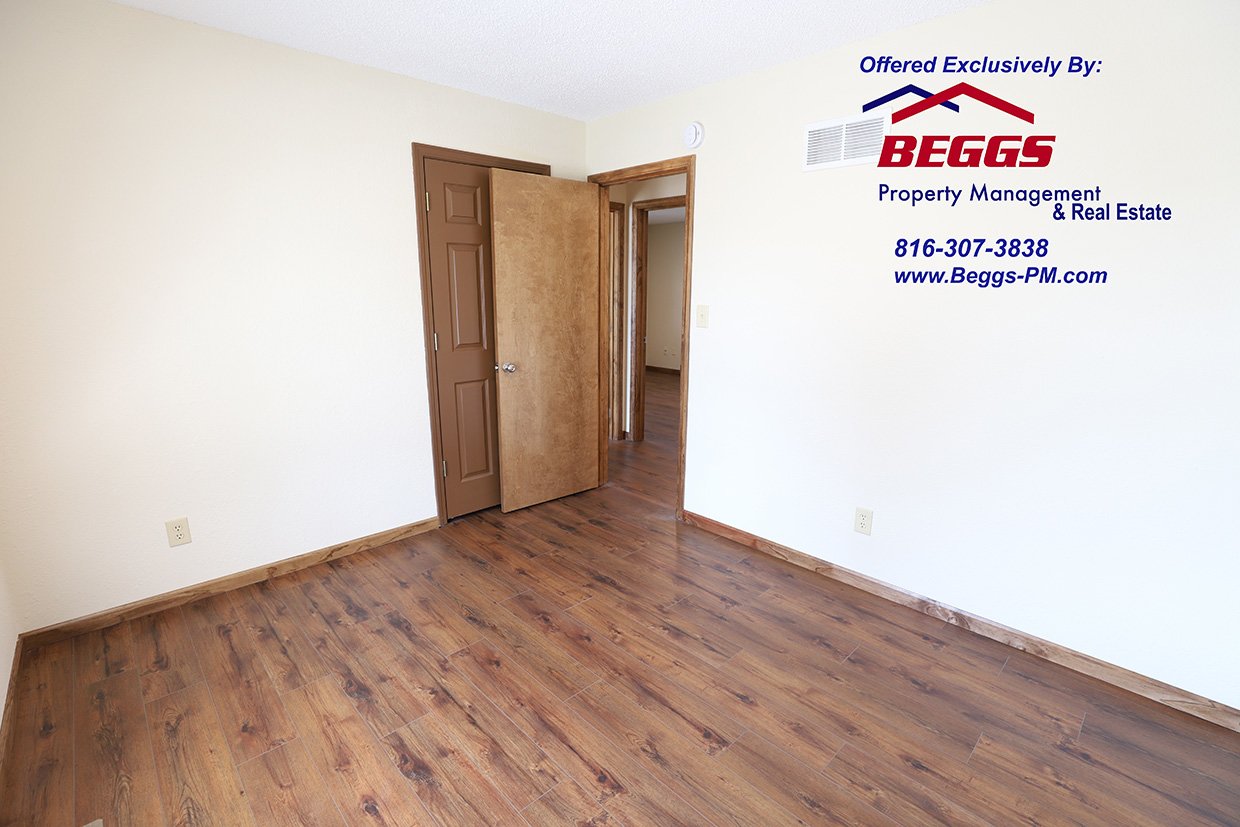3BR, 1-3/4 BA Raised Ranch, Liberty, MO property image