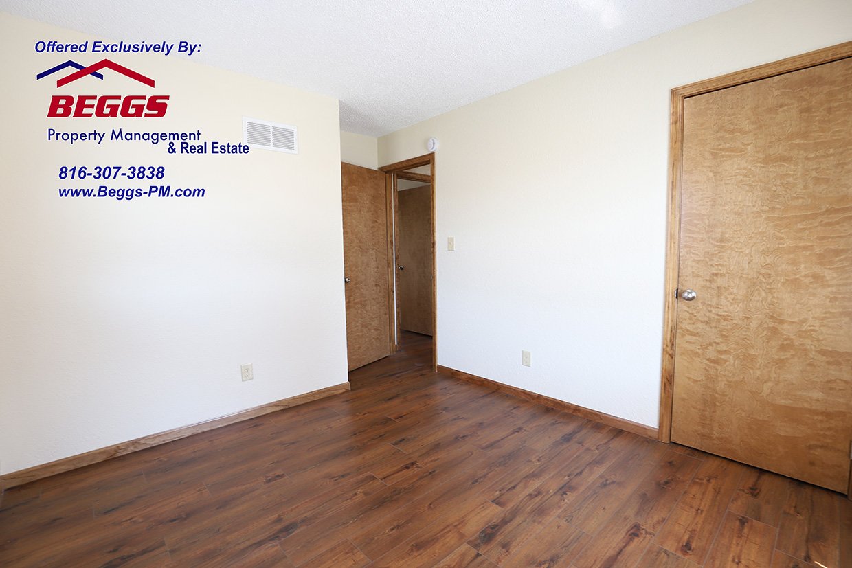 3BR, 1-3/4 BA Raised Ranch, Liberty, MO property image